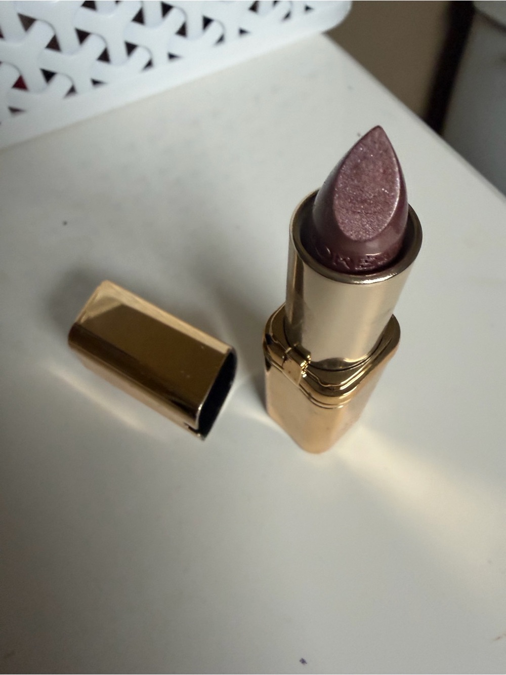 L'Oreal  Lipstick -Silverstone